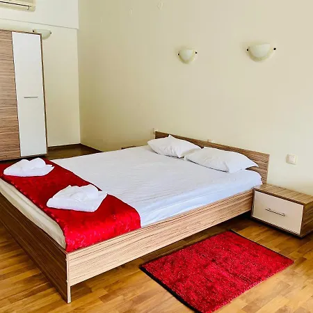 Black Sea View 라브다